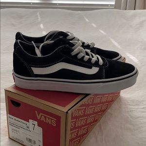 Women’s VANS Ward sneakers